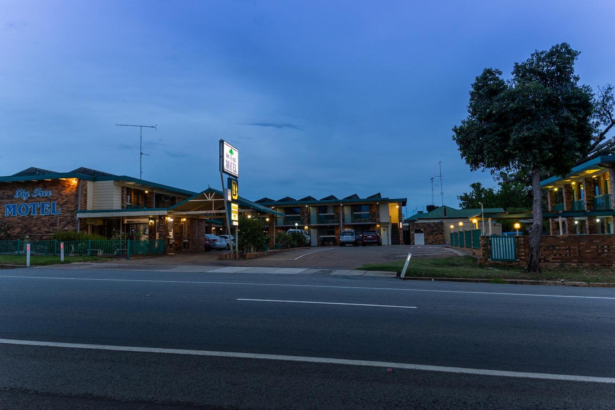 Fig Tree Motel Narrandera Exteriör bild